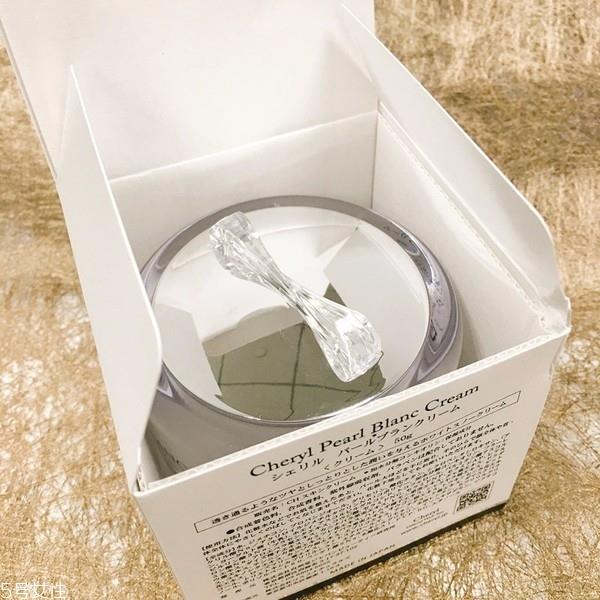 珍珠膏会堵塞毛孔吗 正确使用不会堵塞 珍珠膏会堵塞毛孔吗 正确使用不会堵塞