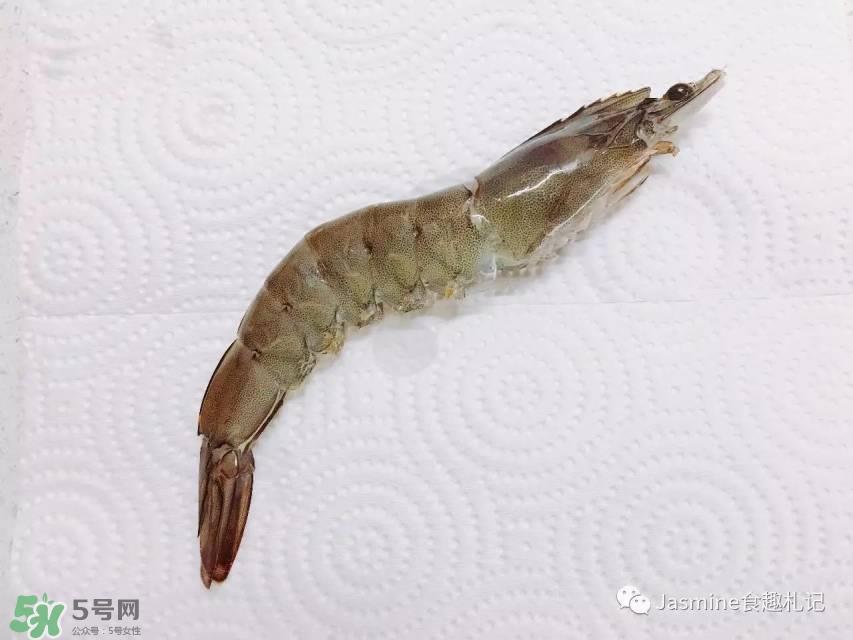基围虾虾线怎么去除 基围虾去虾线图解 基围虾虾线怎么去除 基围虾去虾线图解