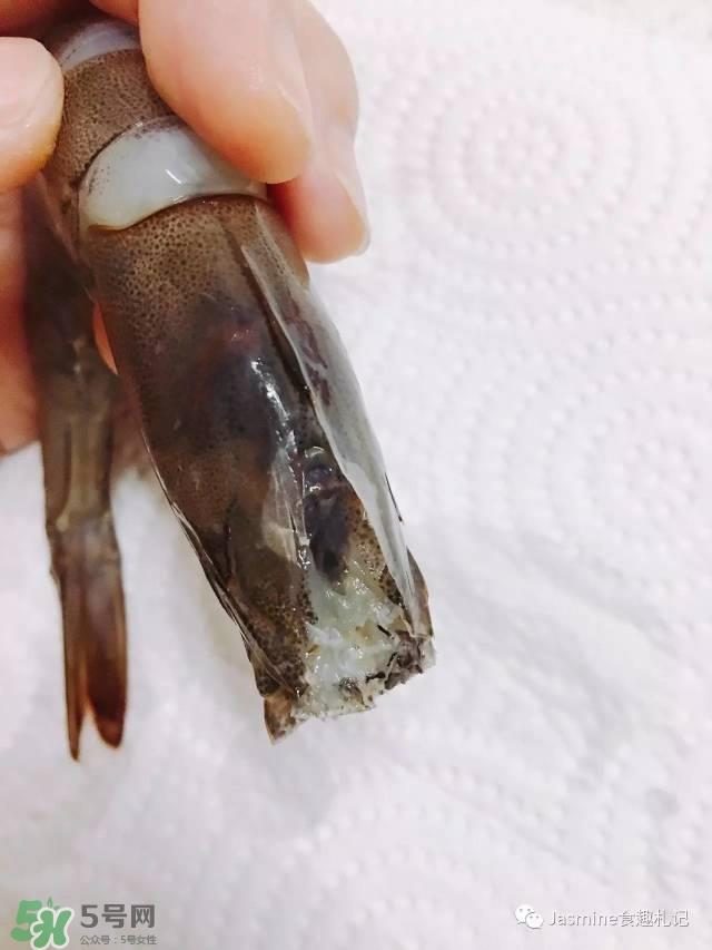 基围虾虾线怎么去除 基围虾去虾线图解 基围虾虾线怎么去除 基围虾去虾线图解