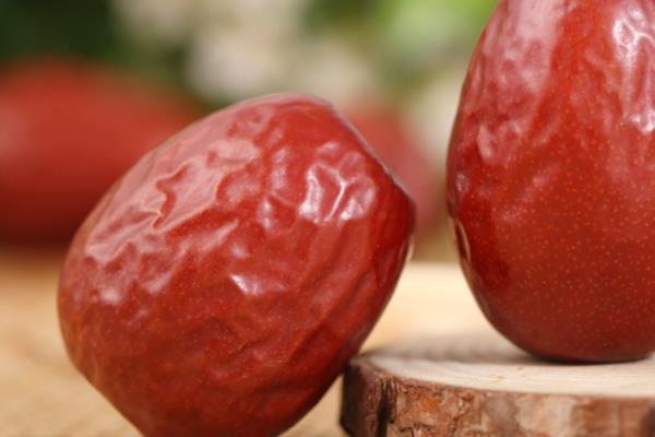 红枣能泡酒吗 当然是可以的