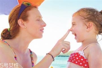宝宝防晒霜怎么用 宝宝涂防晒霜需要谨记三点