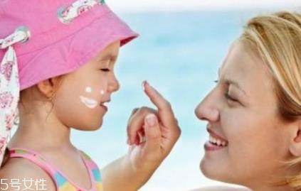 宝宝防晒霜怎么用 宝宝涂防晒霜需要谨记三点