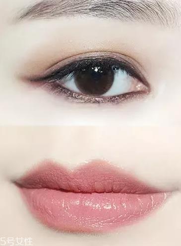 显年轻的口红色有哪些？TF黑管口红温柔又活泼