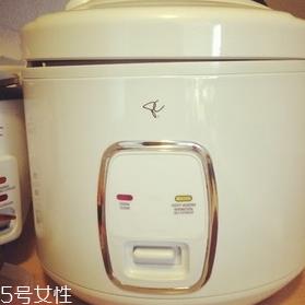 军舰寿司的做法 晒照必备技能 军舰寿司的做法 晒照必备技能