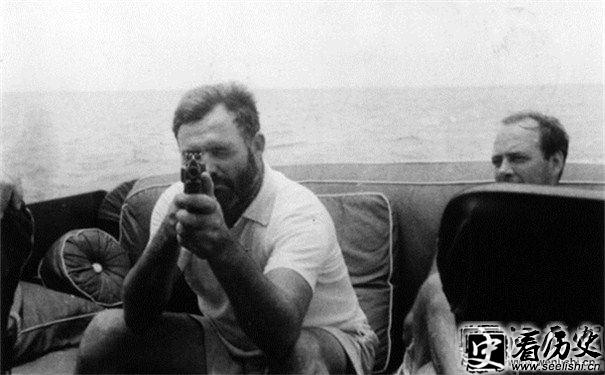 海明威图片