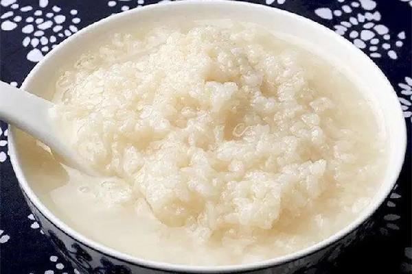 醪糟含有酒精吗 醪糟和米酒的区别