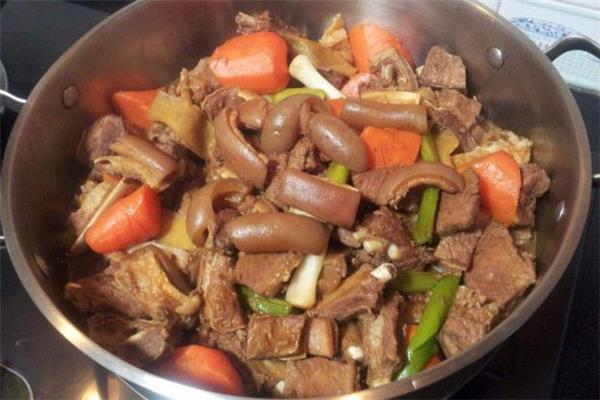 驴肉火锅配什么汤底 驴肉火锅涮什么菜吃