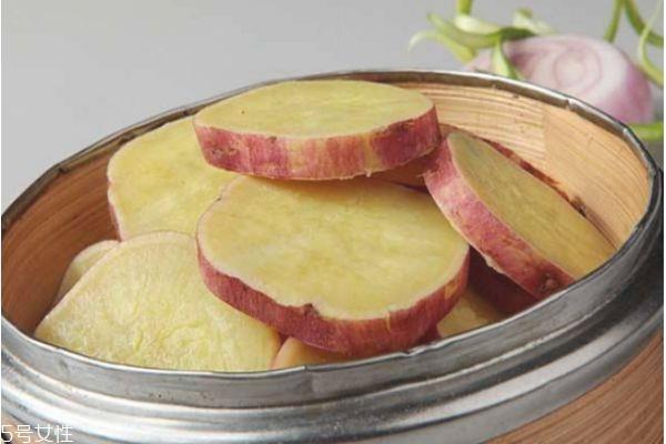 蒸红薯用大火还是小火 蒸红薯好吃还是煮红薯 蒸红薯用大火还是小火 蒸红薯好吃还是煮红薯