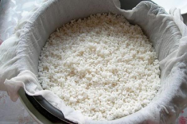 糯米酒不甜什么原因 糯米酒甜的好还是不甜的好 糯米酒不甜什么原因 糯米酒甜的好还是不甜的好