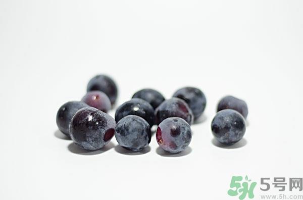 来月经可以吃葡萄吗?月经期间吃葡萄好吗?