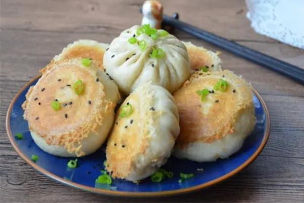 水煎包用大火还是小火 水煎包煎多久放面水