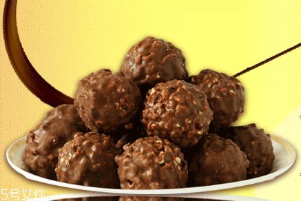 金莎巧克力会胖吗 金莎巧克力热量高吗