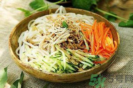 凉面是什么面做的?凉面是什么做的? 凉面是什么面做的?凉面是什么做的?