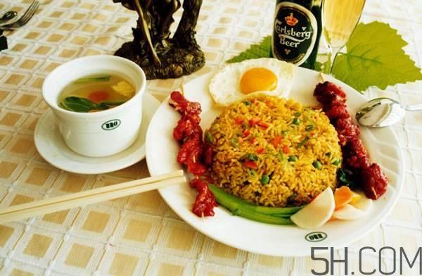 蛋炒饭会胖吗?蛋炒饭会上火吗? 蛋炒饭会胖吗?蛋炒饭会上火吗?