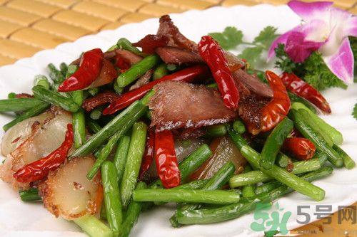 孕妇能够吃蒜苗?孕妇吃蒜苗对胎儿好吗 孕妇能够吃蒜苗?孕妇吃蒜苗对胎儿好吗