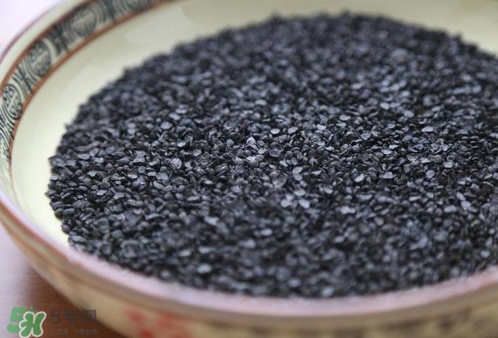 韭菜籽可以生吃吗?韭菜籽生吃还是熟吃? 韭菜籽可以生吃吗?韭菜籽生吃还是熟吃?