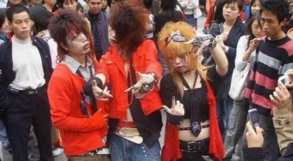 热梗杀马特是80后还是90后（杀马特是骂人的话吗）  2