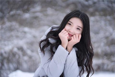 女生主动找男生尬聊，男生该怎么接话？