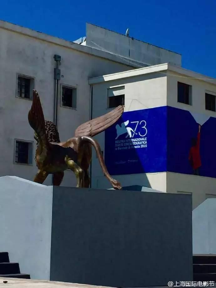 “迷影”重重,陈思诚的《唐探》凭什么拿到威尼斯的船票?