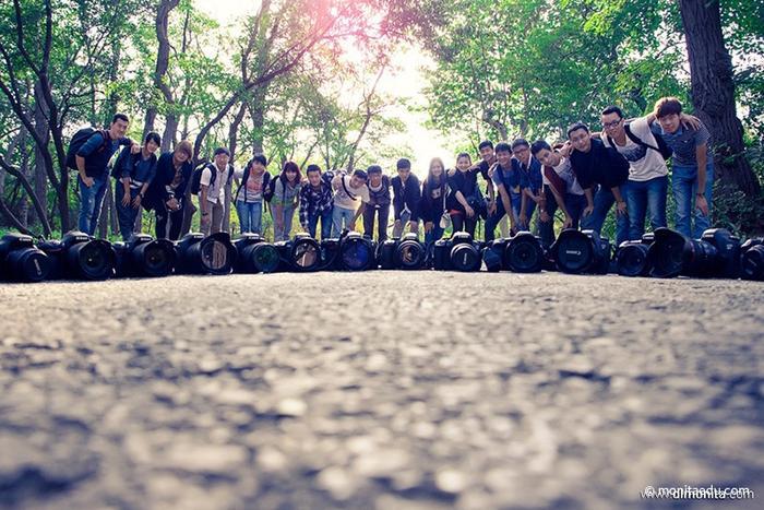 10人以上大合影队形只能“人从众”?给你看专业摄影师的自拍合影