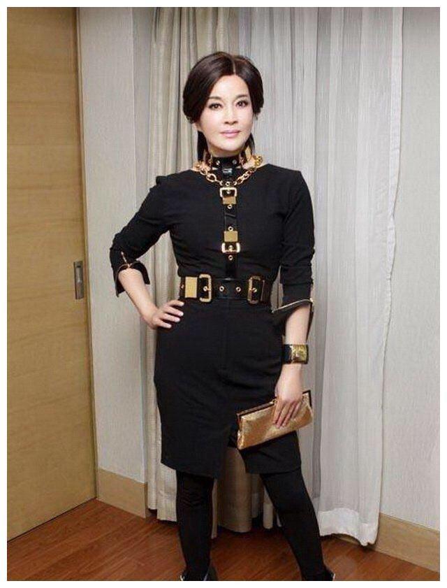 刘晓庆有四任丈夫却没有一个孩子，究竟是为什么？真相让人唏嘘！