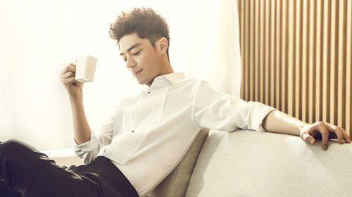 从最受欢迎的男演员到被迫关闭微博：是霍建华变了还是我们变了？