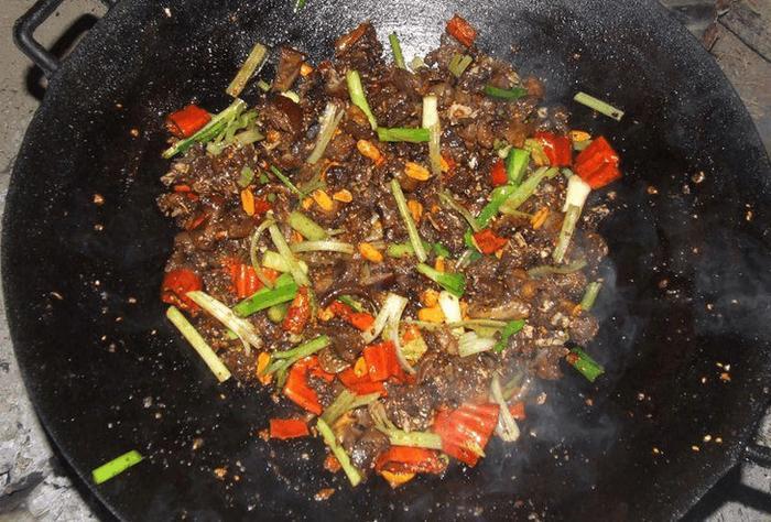 农村地里的野味，看似其貌不扬，吃起来却十分美味