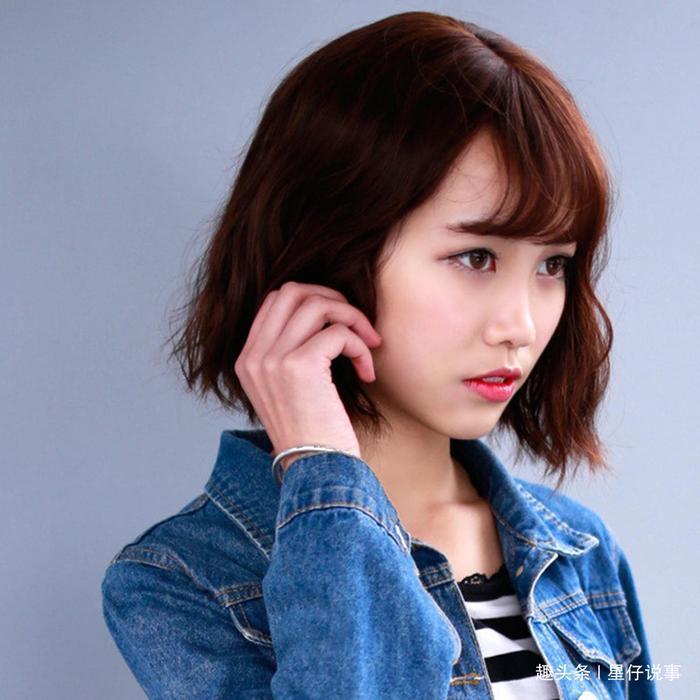 短发中比较流行的几款发型,让你变成精致女孩,颜值堪比校花!