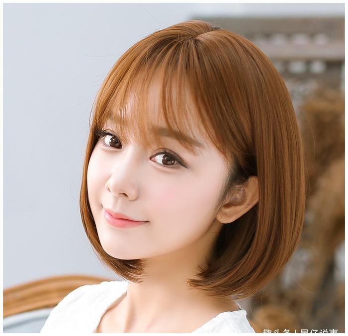 短发中比较流行的几款发型,让你变成精致女孩,颜值堪比校花!