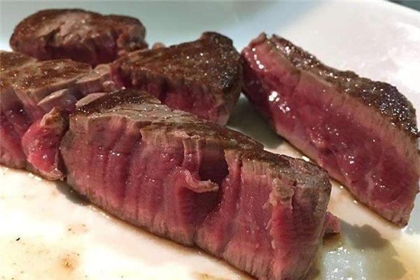 牛里脊多少钱一斤 价格不便宜 牛里脊多少钱一斤 价格不便宜