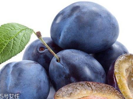 加州西梅的功效与作用 加州西梅怎么吃 加州西梅的功效与作用 加州西梅怎么吃