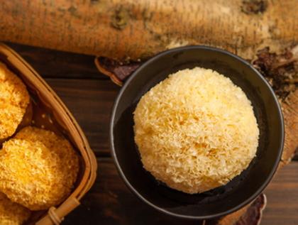 丑耳和银耳的区别 丑耳和银耳的区别