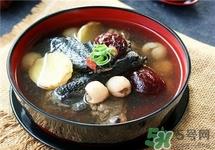 鸽子汤可以放胡萝卜吗?鸽子汤放胡萝卜怎么做 鸽子汤可以放胡萝卜吗?鸽子汤放胡萝卜怎么做