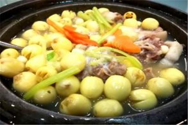 莲子是寒性的吗 莲子是属于平性的 莲子是寒性的吗 莲子是属于平性的