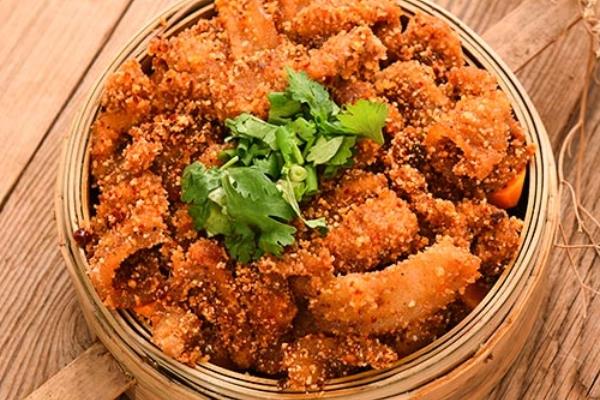 粉蒸肉要放水吗 这个是必须的 粉蒸肉要放水吗 这个是必须的