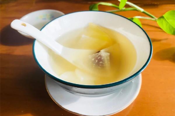 白萝卜煮水喝能止咳化痰吗 白萝卜煮水可以加蜂蜜喝吗 白萝卜煮水喝能止咳化痰吗 白萝卜煮水可以加蜂蜜喝吗