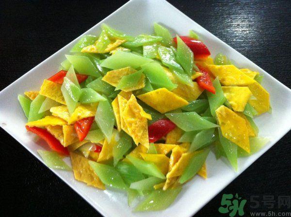 莴笋炒鸡蛋能吃吗?莴笋炒鸡蛋的做法