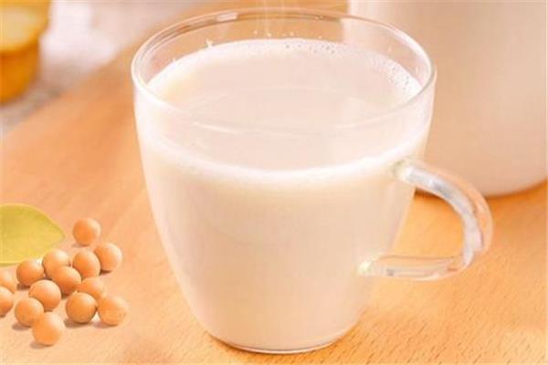 豆奶补羊水吗 豆奶孕妇可以喝吗 豆奶补羊水吗 豆奶孕妇可以喝吗
