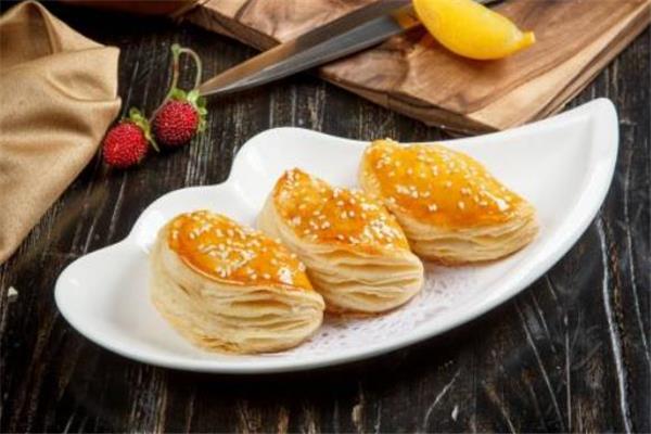 榴莲酥用高筋面粉还是低筋面粉做 榴莲酥哪里的最好吃 榴莲酥用高筋面粉还是低筋面粉做 榴莲酥哪里的最好吃