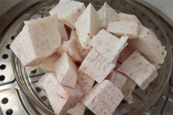 槟榔芋和芋头一样吗 槟榔芋头和荔浦芋头的区别 槟榔芋和芋头一样吗 槟榔芋头和荔浦芋头的区别