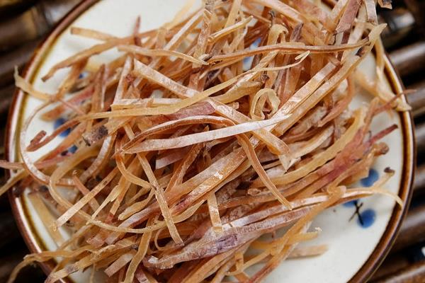 鱿鱼丝怎么炒 这样炒就对了 鱿鱼丝怎么炒 这样炒就对了