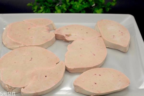 鹅肝怎么取出来的 杀鹅取肝 鹅肝怎么取出来的 杀鹅取肝