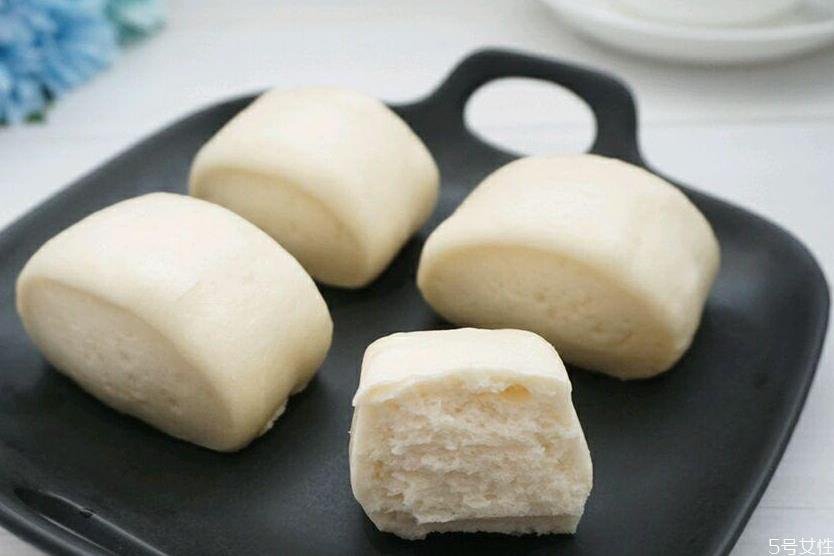 老面馒头发黄怎么补救 蒸好的馒头酸补救方法 老面馒头发黄怎么补救 蒸好的馒头酸补救方法