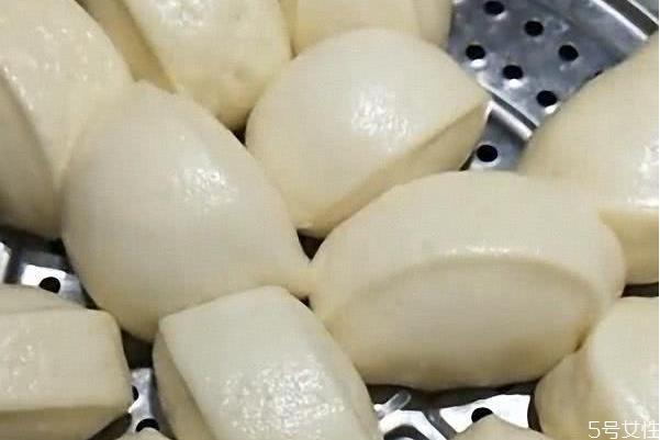 老面馒头发黄怎么补救 蒸好的馒头酸补救方法 老面馒头发黄怎么补救 蒸好的馒头酸补救方法