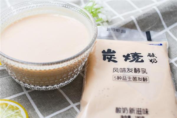 炭烧酸奶为什么是褐色的 炭烧酸奶怎么做好喝 炭烧酸奶为什么是褐色的 炭烧酸奶怎么做好喝