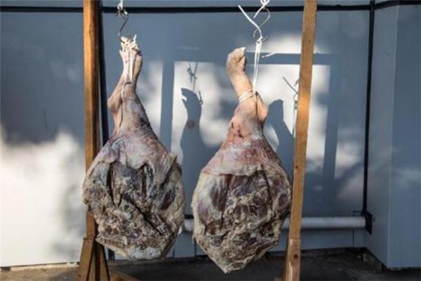 金华火腿发黑还能吃吗 金华火腿变质了是什么样子的