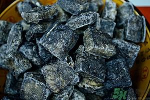 臭豆腐为什么是黑色的?臭豆腐黑的是什么做的?