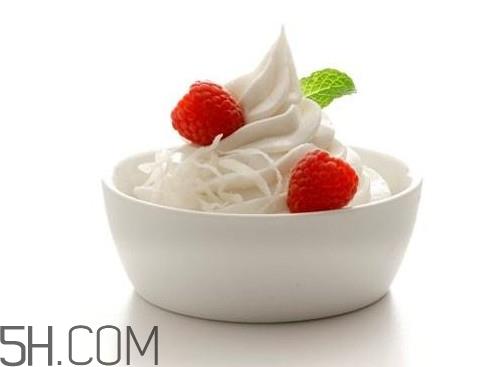 百香果能和柿子一起吃吗?百香果不能和什么一起吃 百香果能和柿子一起吃吗?百香果不能和什么一起吃