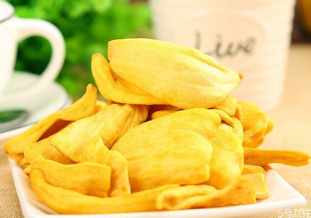 菠萝蜜硬硬的还能吃吗 菠萝蜜半生不熟的可以吃吗 菠萝蜜硬硬的还能吃吗 菠萝蜜半生不熟的可以吃吗