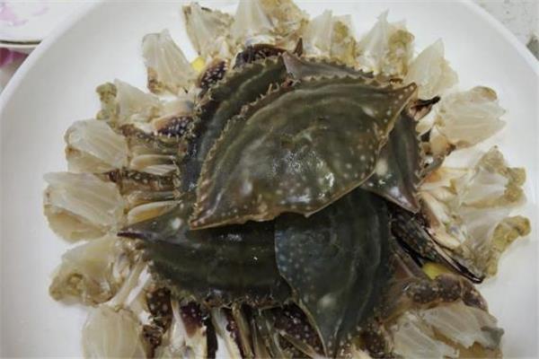蒸梭子蟹用凉水还是开水 梭子蟹用热水还是冷水蒸